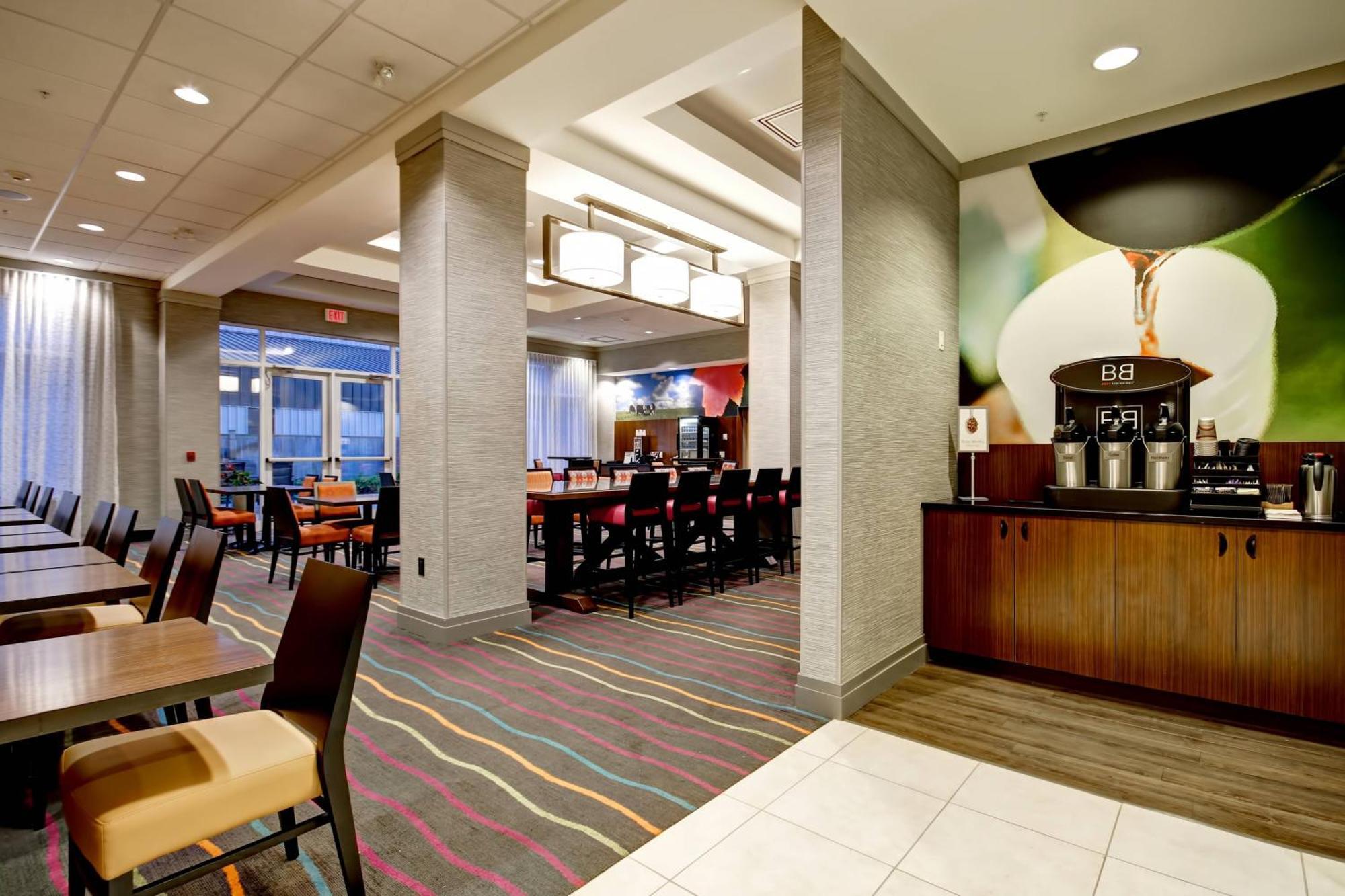 Fairfield Inn & Suites By Marriott Guelph Ngoại thất bức ảnh
